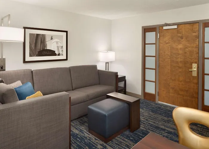 Embassy Suites By Hilton Columbus