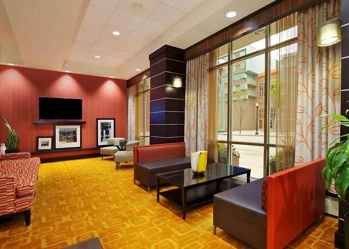 Hampton Inn & Suites Columbus-Downtown, Ohio